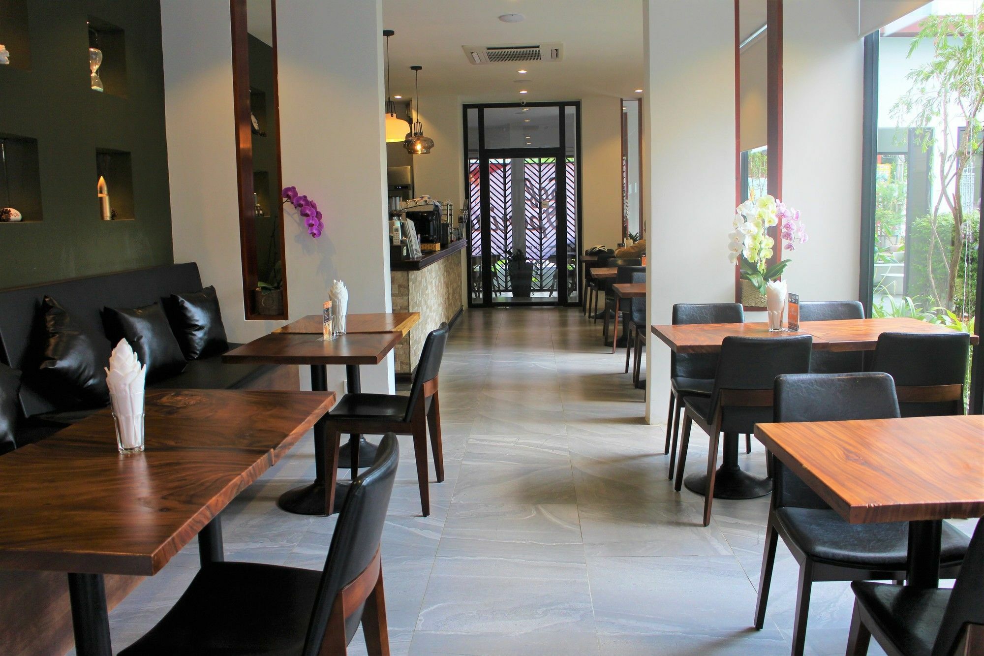 De Ninth Boutique Hotel & Spa Phnom Penh Exteriör bild