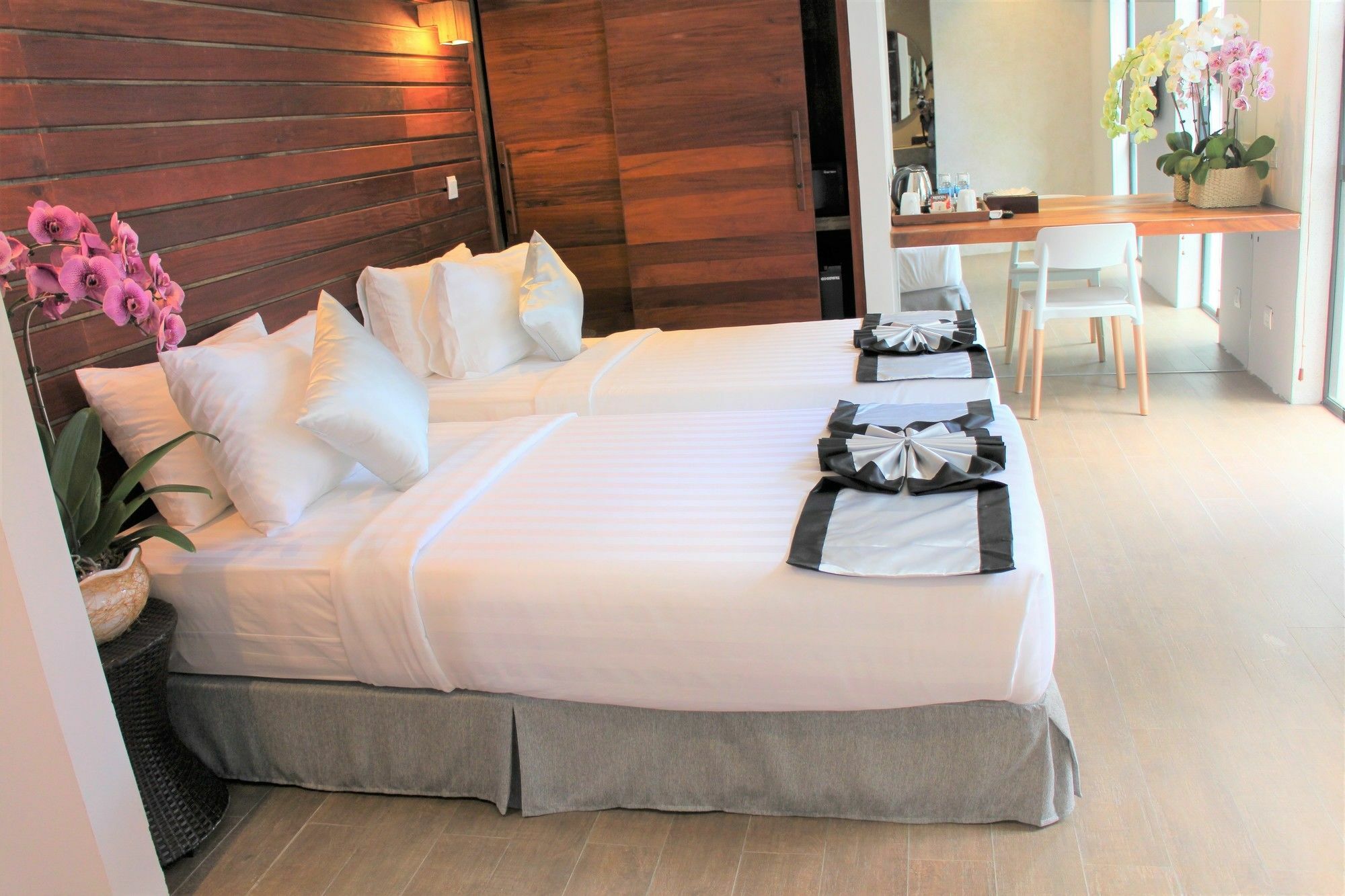 De Ninth Boutique Hotel & Spa Phnom Penh Exteriör bild